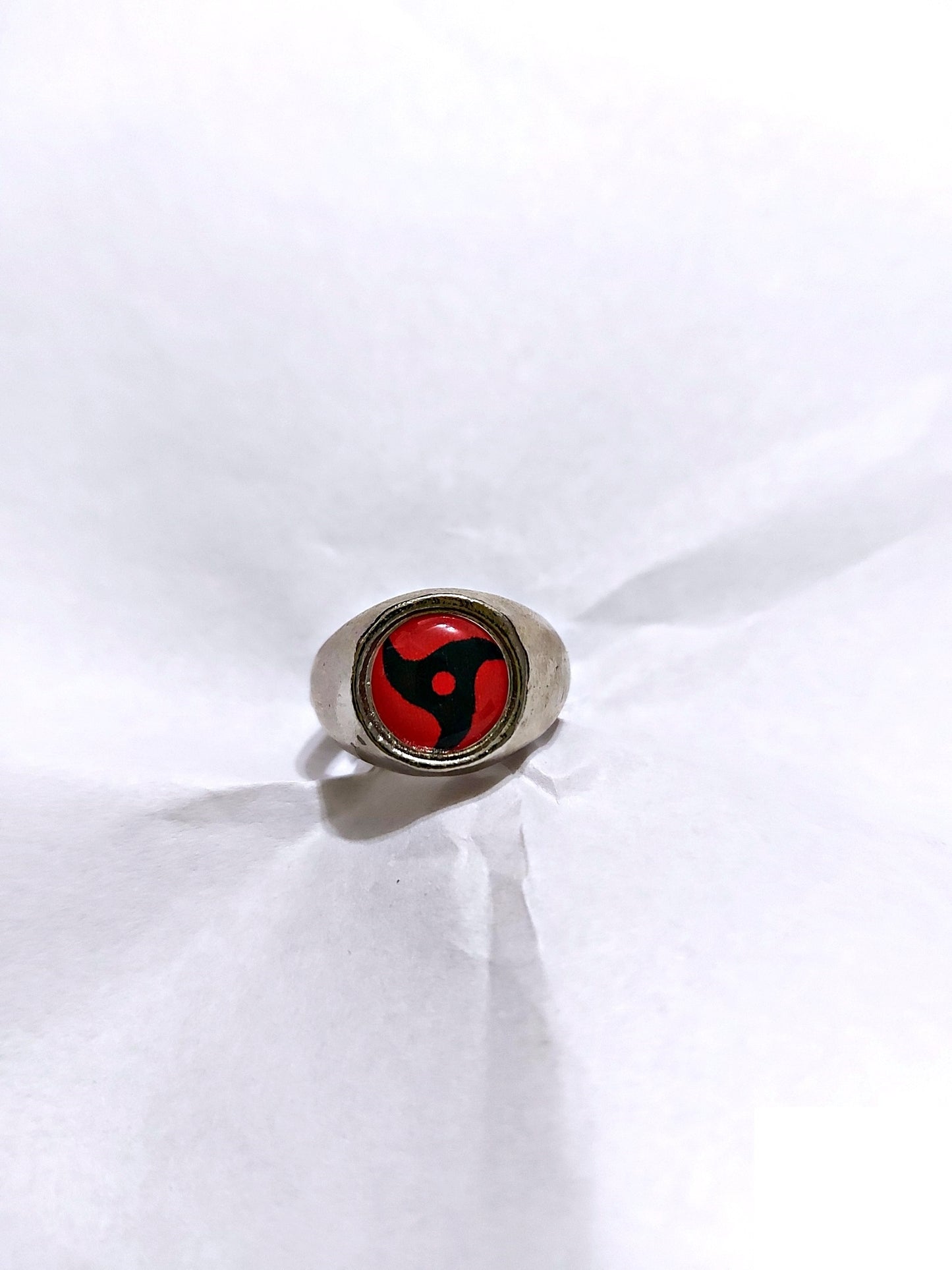 Anillo Mangekyo Sharingan de Itachi Uchiha