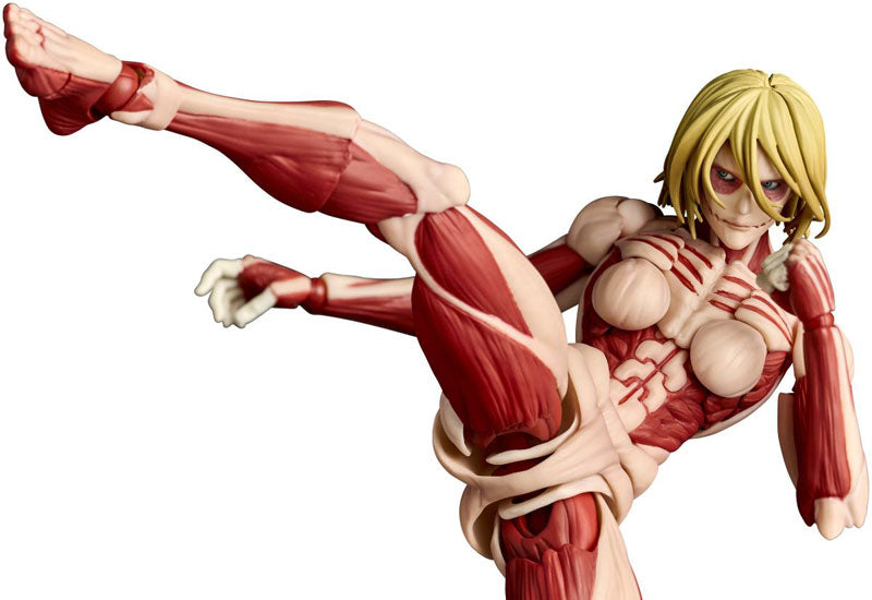 (Pre-Venta) Revoltech Amazing Yamaguchi - Female Titan (Annie Leonhart)