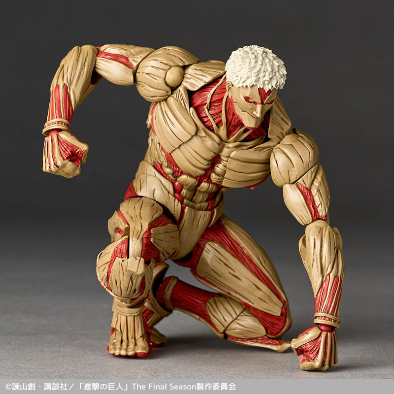 (Pre-Venta) Revoltech Amazing Yamaguchi - Armored Titan (Reiner Braun)