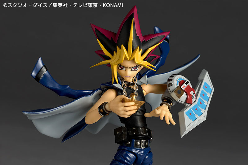 (Pre-Venta) Revoltech - Yugi Muto (Yami Yugi/Atem)