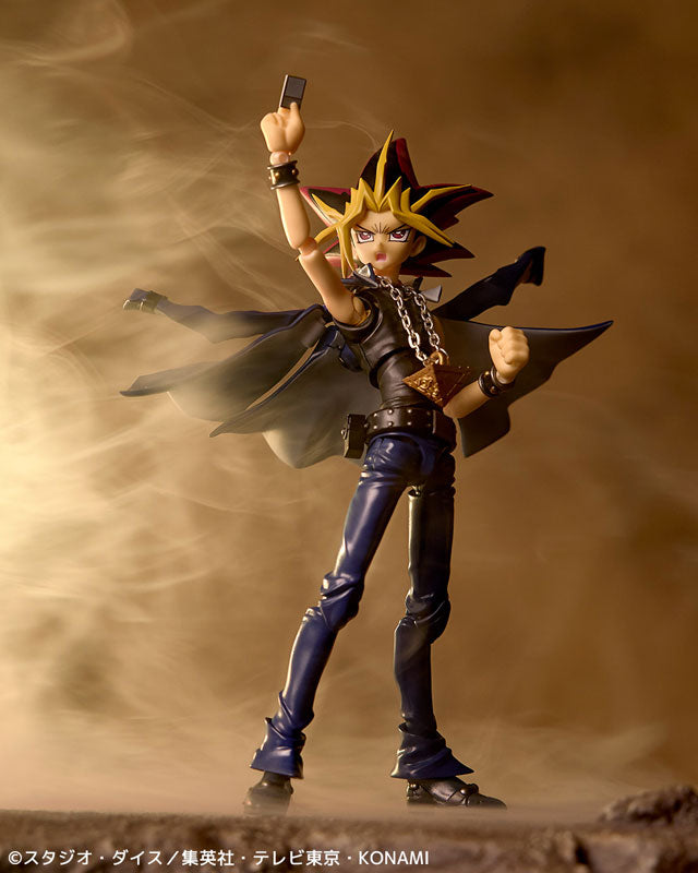 (Pre-Venta) Revoltech - Yugi Muto (Yami Yugi/Atem)