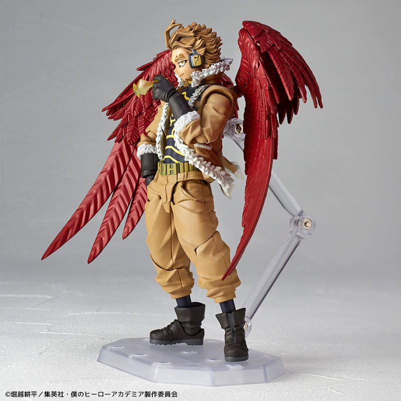 (Pre-Venta) Revoltech Amazing Yamaguchi - Hawks (Keigo Takami)