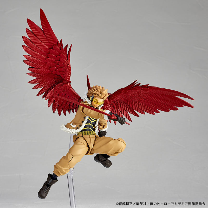 (Pre-Venta) Revoltech Amazing Yamaguchi - Hawks (Keigo Takami)