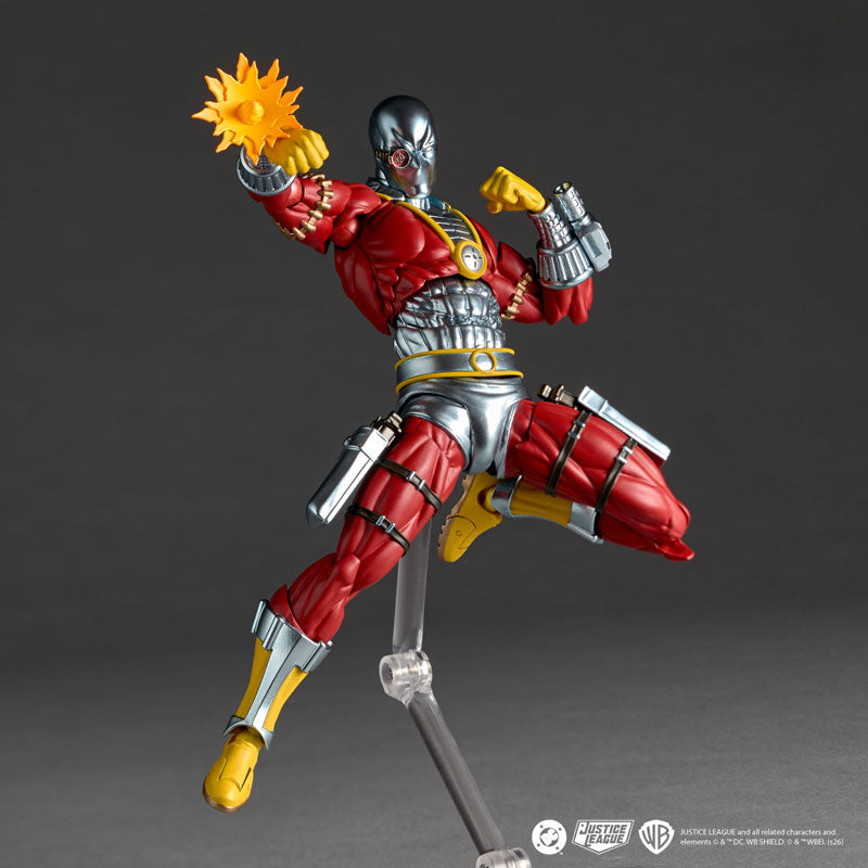 (Pre-Venta) Revoltech Amazing Yamaguchi - Deadshot