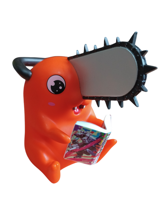 Figura - Pochita leyendo Chainsaw Man (12 cm)