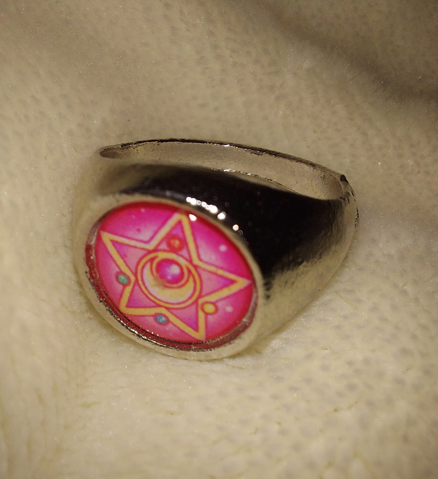 Anillo Prisma Lunar de Sailor Moon