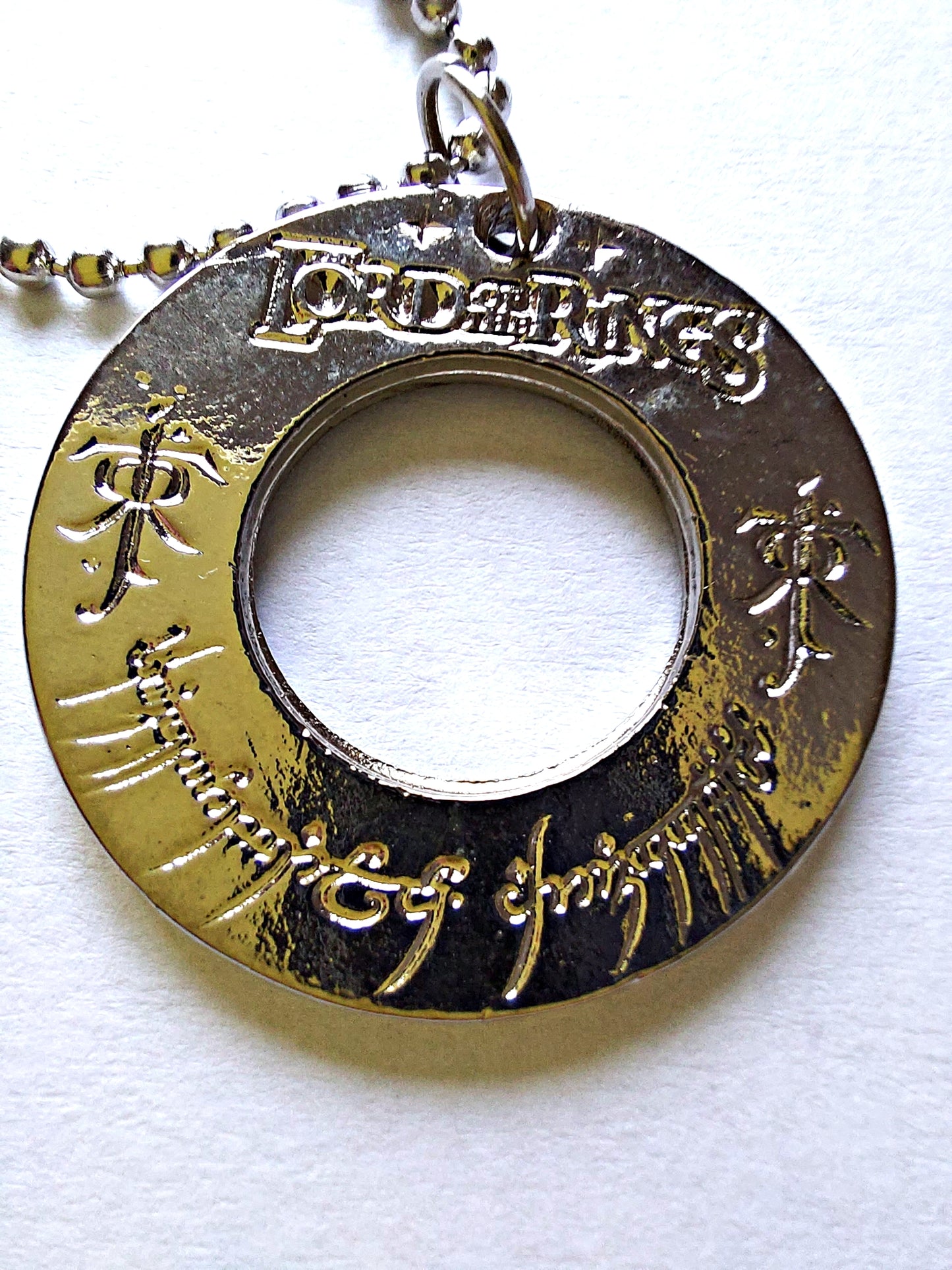 One Ring / Anillo Único (colgante o llavero)