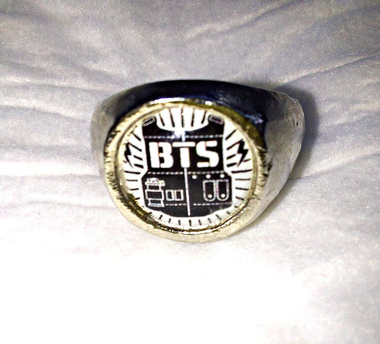 Anillo BTS logo #1