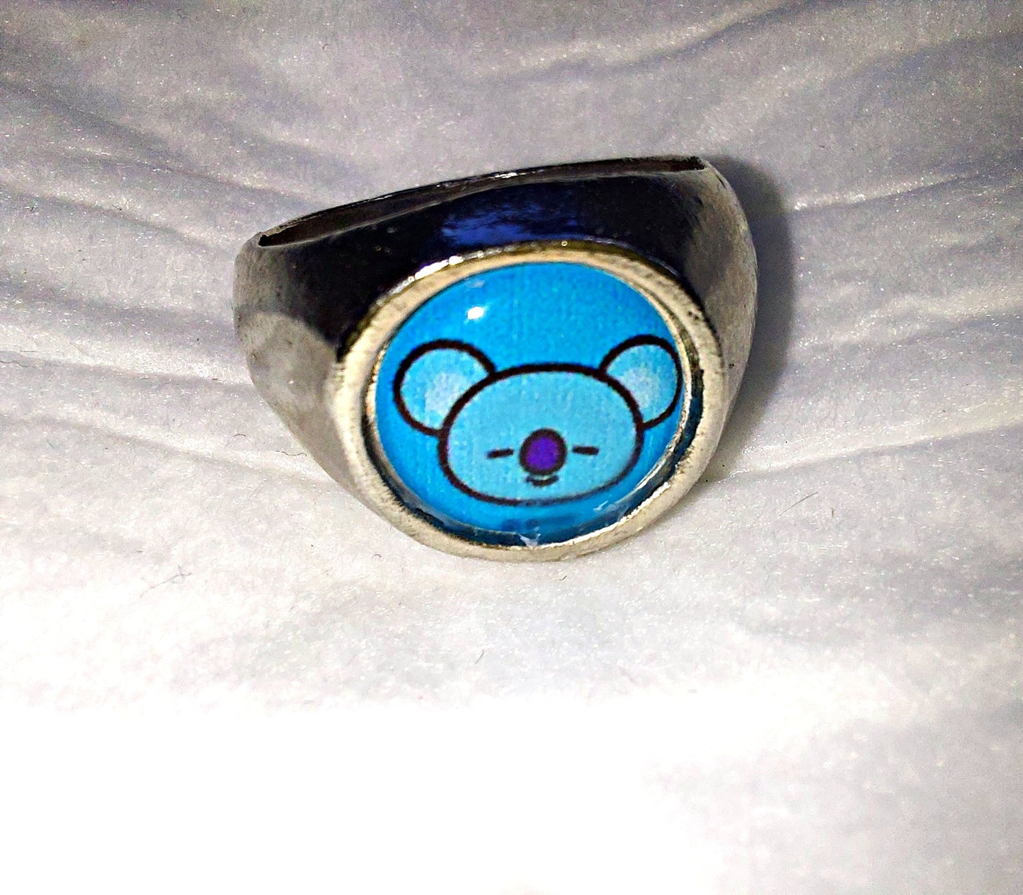 Anillo BT21 Koya